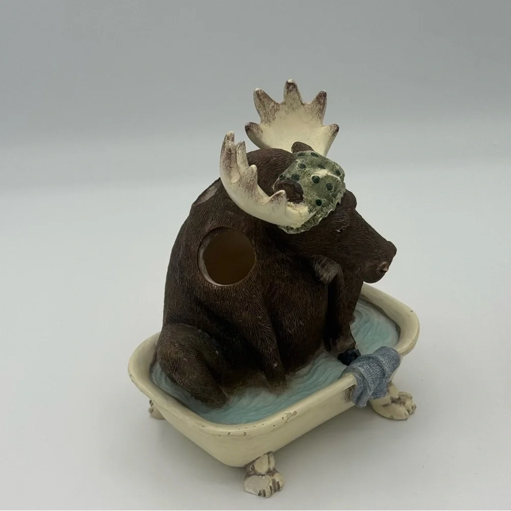 Jeffrey Severn Northern Woods Bathtub Moose Reading Bear Toothbrush Soap Lotion